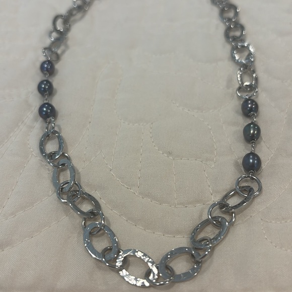 Jewelry - Elegant Silver (Steel) Chain Necklace